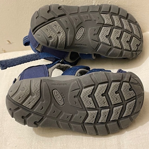 KEEN Newport H2 Water Sandals Kids Size 7 US Blue Washable Outdoors - Picture 8 of 8
